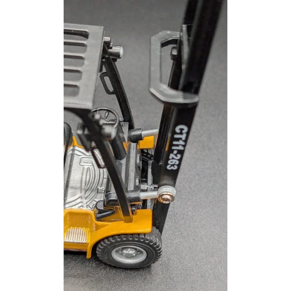 Schylling Pullback Lights & Sounds 5.5 Inch Diecast Forklift - Untested